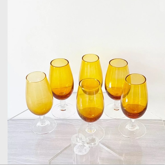 Vintage Set of 6 Cordial Liqueurs Glasses Amber - Picture 3 of 7
